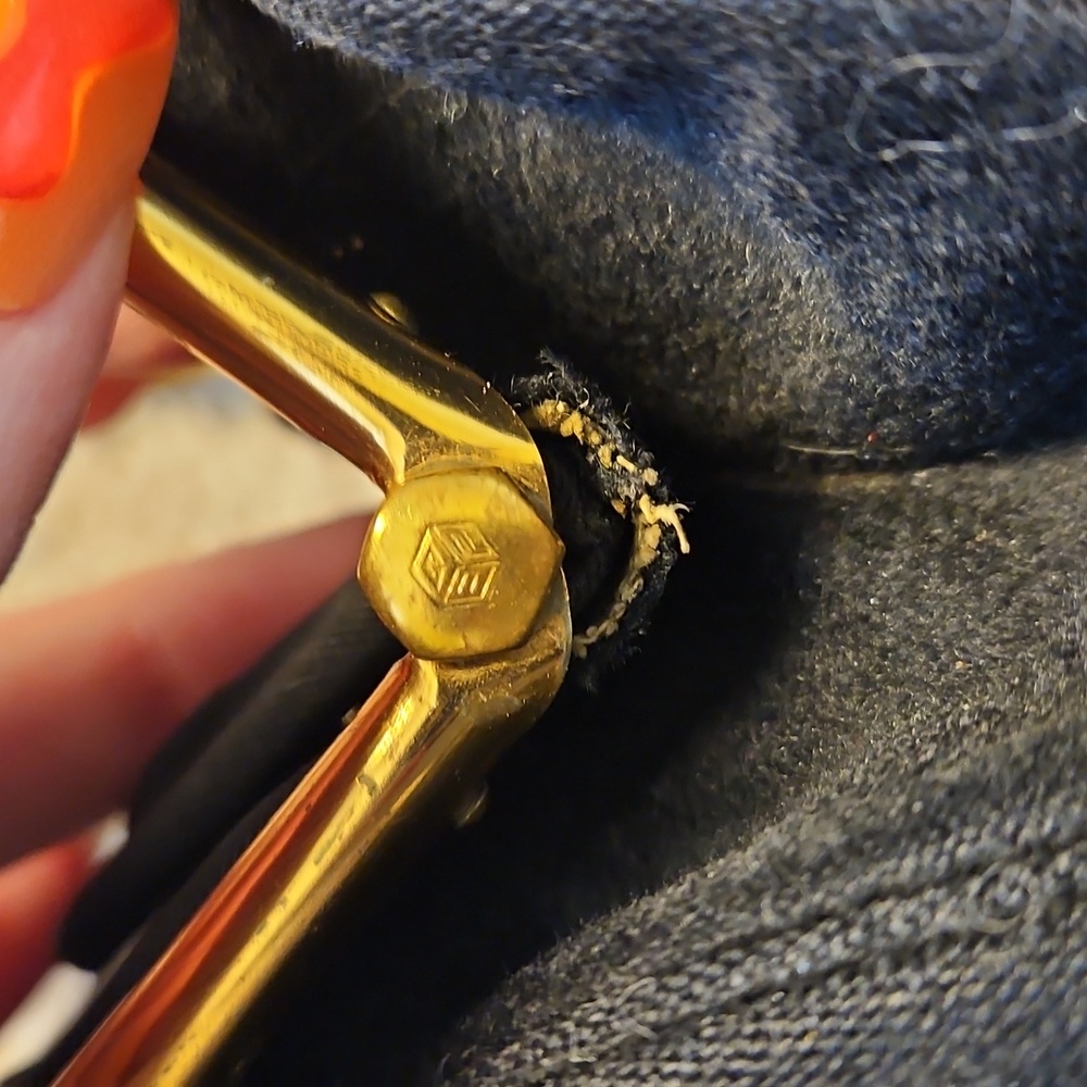 Vintage Black Purse With A Gold Hardware - Picture 6 of 8